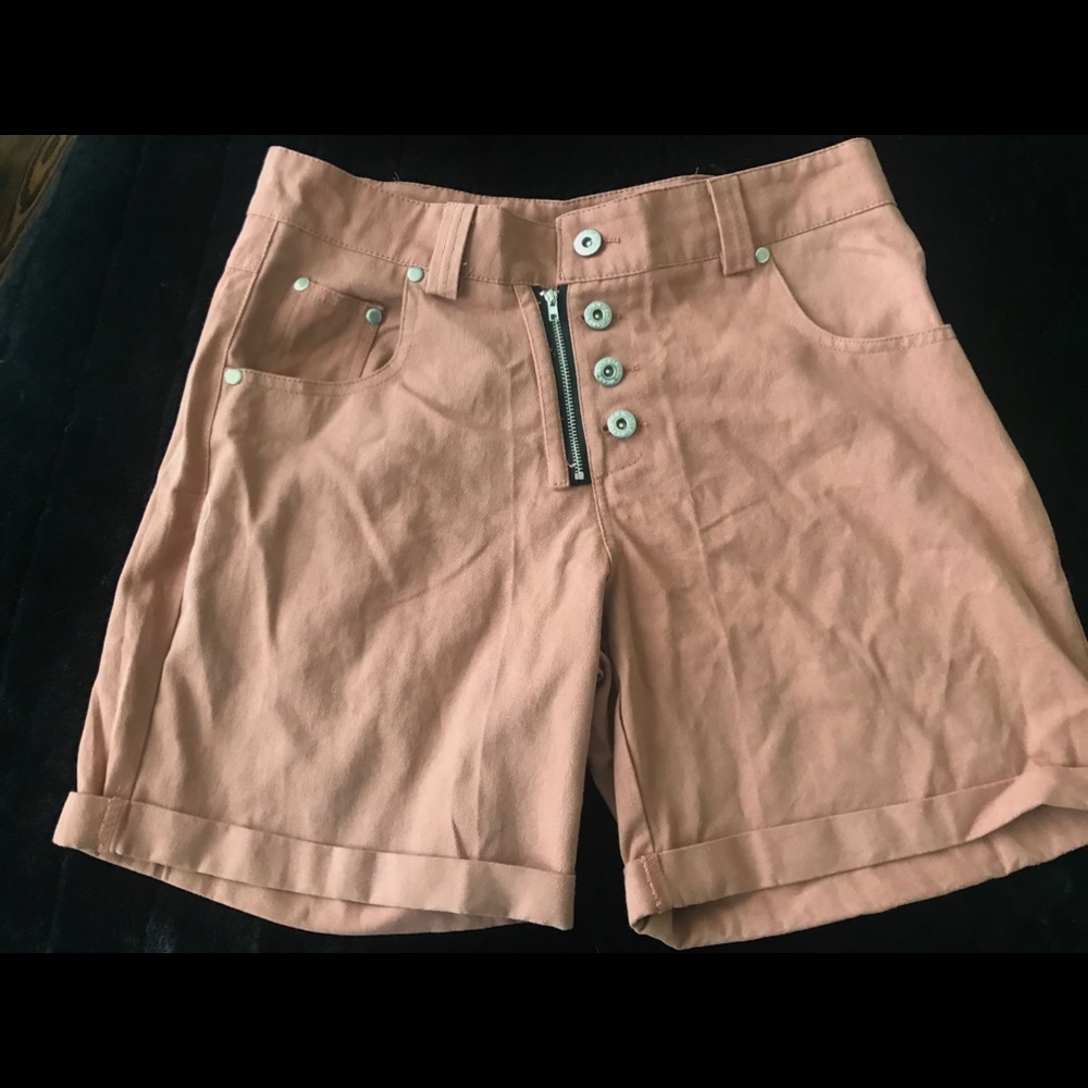 Cuffed shorts